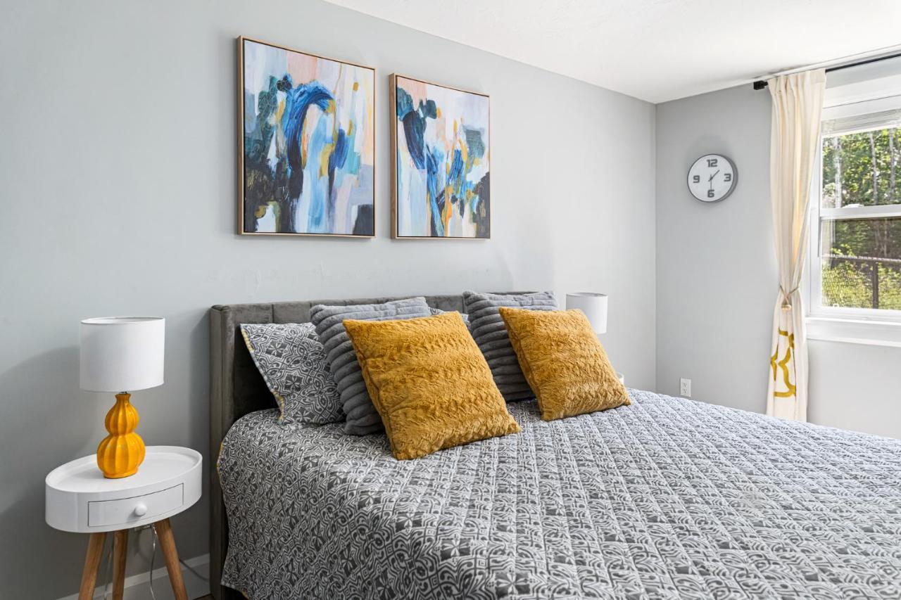 One Bedroom Apartment Moncton North ! Zewnętrze zdjęcie